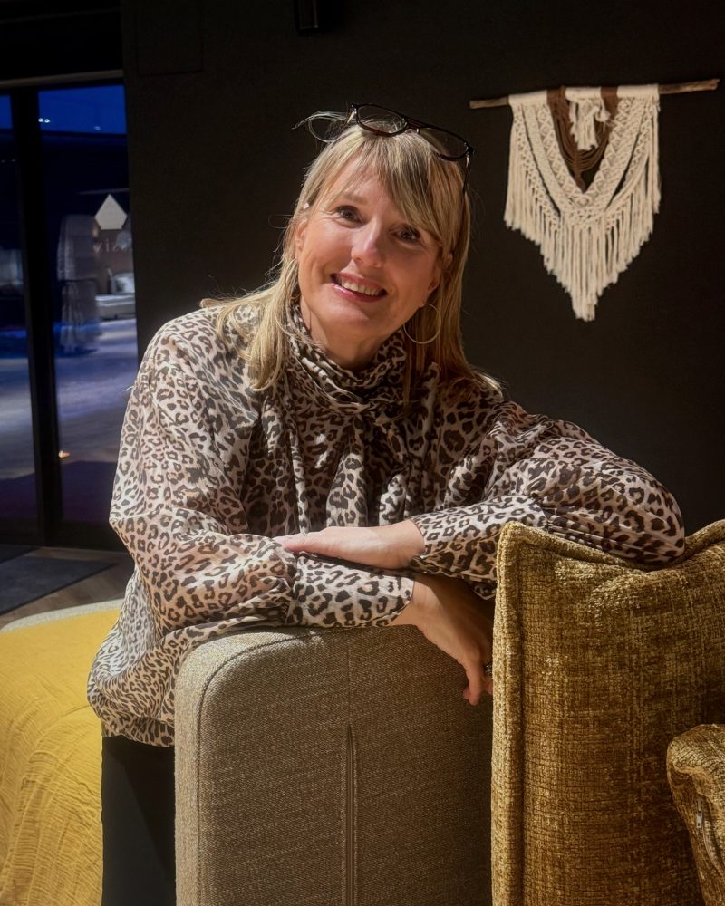 Côté Lit à Jodoigne : Equipe : Valérie Pitance, spécialiste du sommeil. Elle sait guider chaque client vers la literie la mieux adaptée à son corps, ses habitudes et ses besoins. 